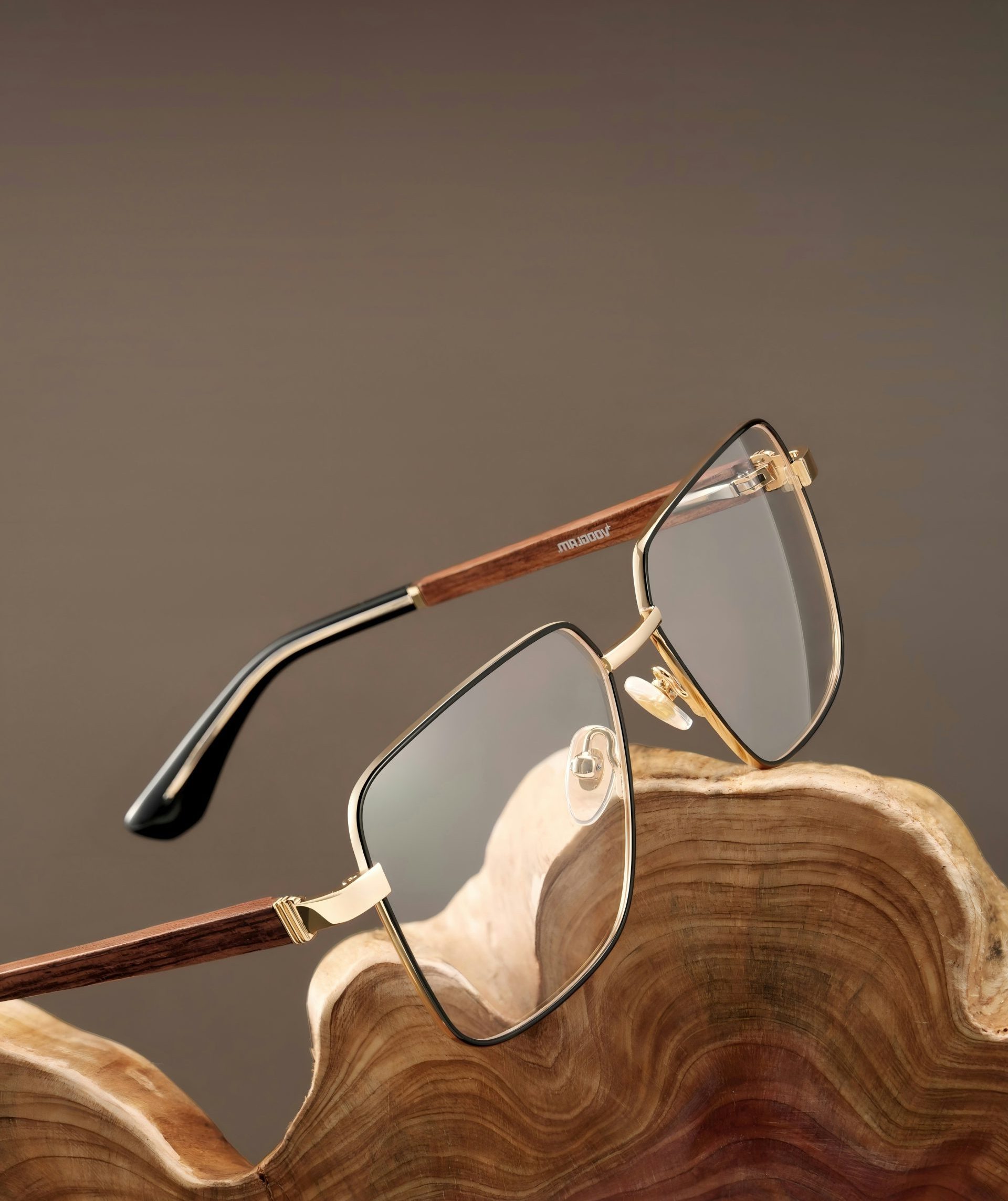vooglam-eyewear-6TiCVs6urvI-unsplash (1)